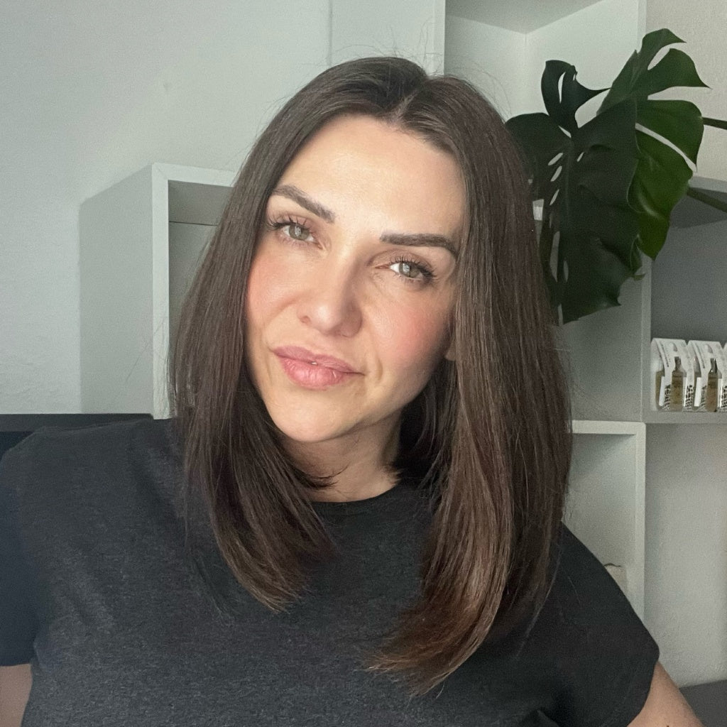 Edyta Bison. Female Gründerin von der Hautpflegemarke skinmeleon skincare.